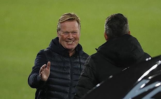 Koeman: «Hasta con uno menos hemos creado las mejores ocasiones»