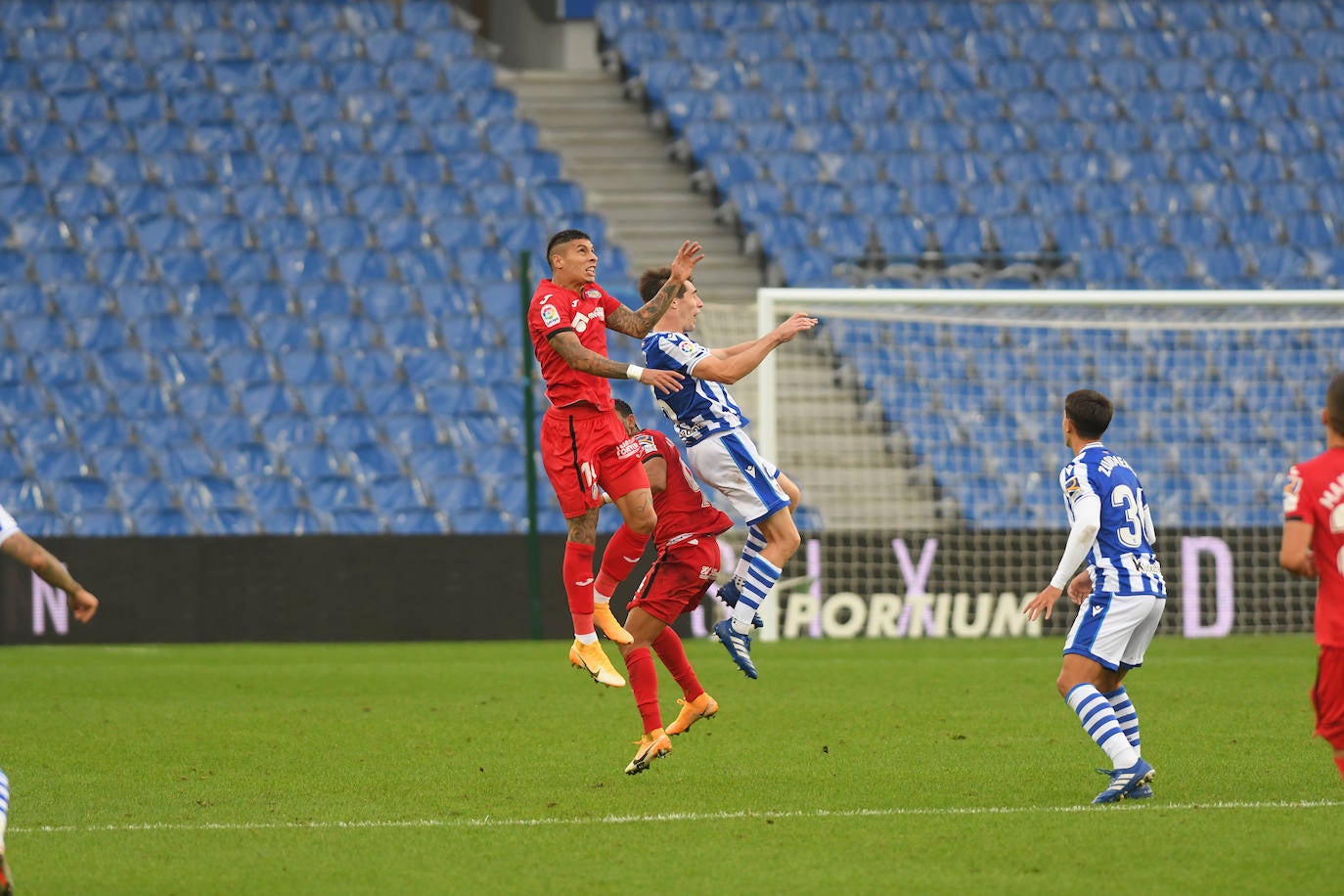 Las imágenes del Real Sociedad - Getafe disputado en el Reale Arena