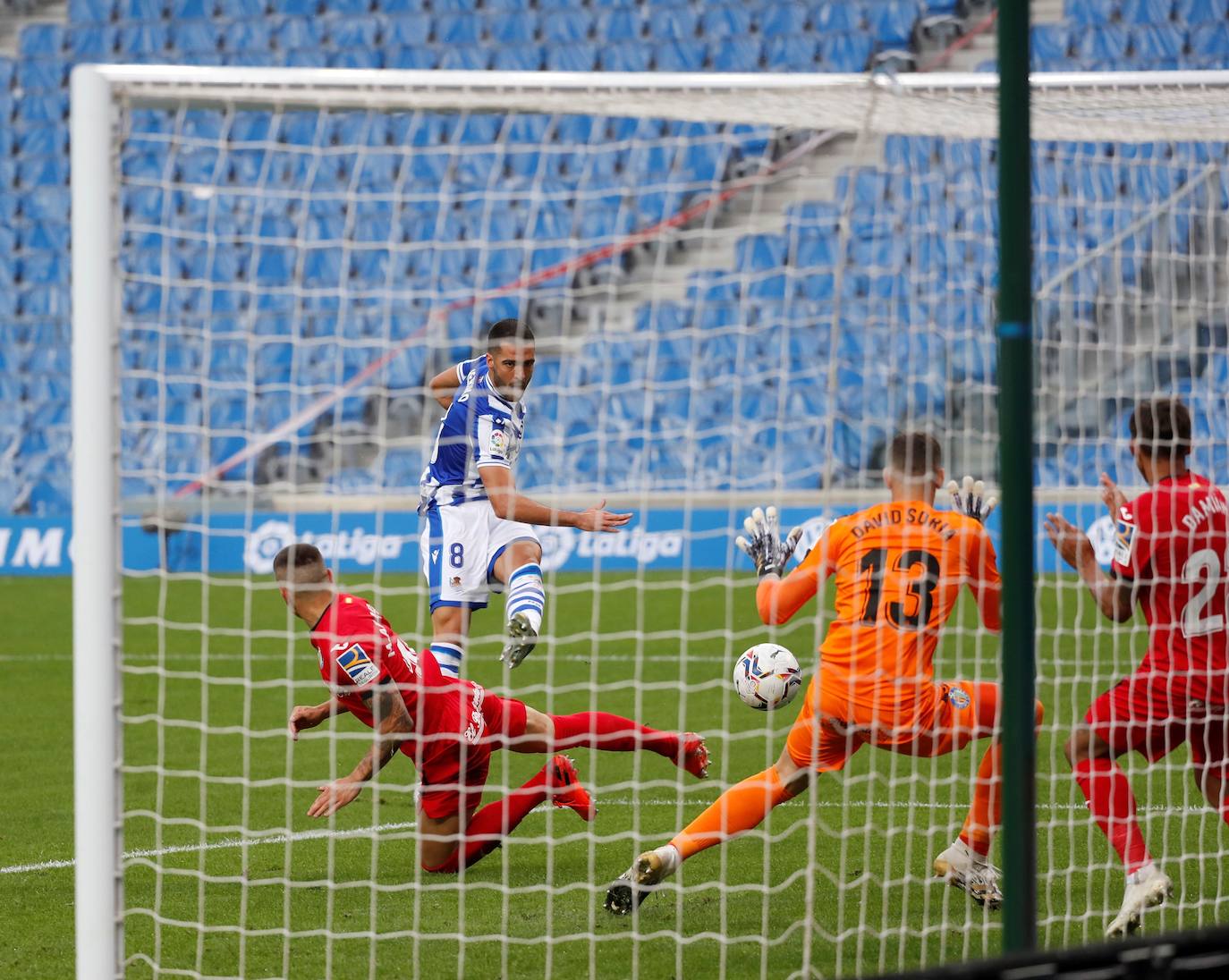 Las imágenes del Real Sociedad - Getafe disputado en el Reale Arena