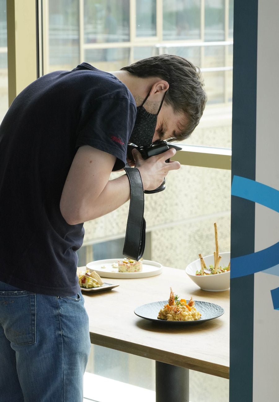 Belén Abad y Lourdes Villalobos del restaurante Chinchín Puerto de Caleta de Vélez, en Málaga, ganan el certamen organizado por San Sebastian Gastronomika
