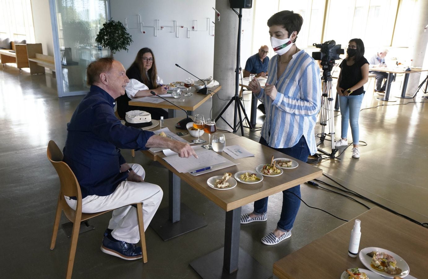 Belén Abad y Lourdes Villalobos del restaurante Chinchín Puerto de Caleta de Vélez, en Málaga, ganan el certamen organizado por San Sebastian Gastronomika