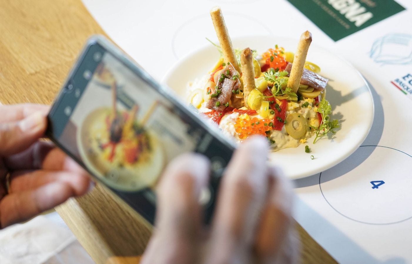 Belén Abad y Lourdes Villalobos del restaurante Chinchín Puerto de Caleta de Vélez, en Málaga, ganan el certamen organizado por San Sebastian Gastronomika