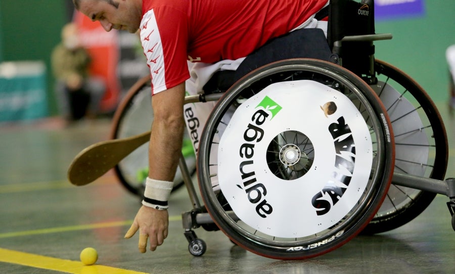 Errenteria ha acogido la final de pelota vasca adaptada, donde se han medido los jugadores clasificados el 4 de octubre en Bidania. 