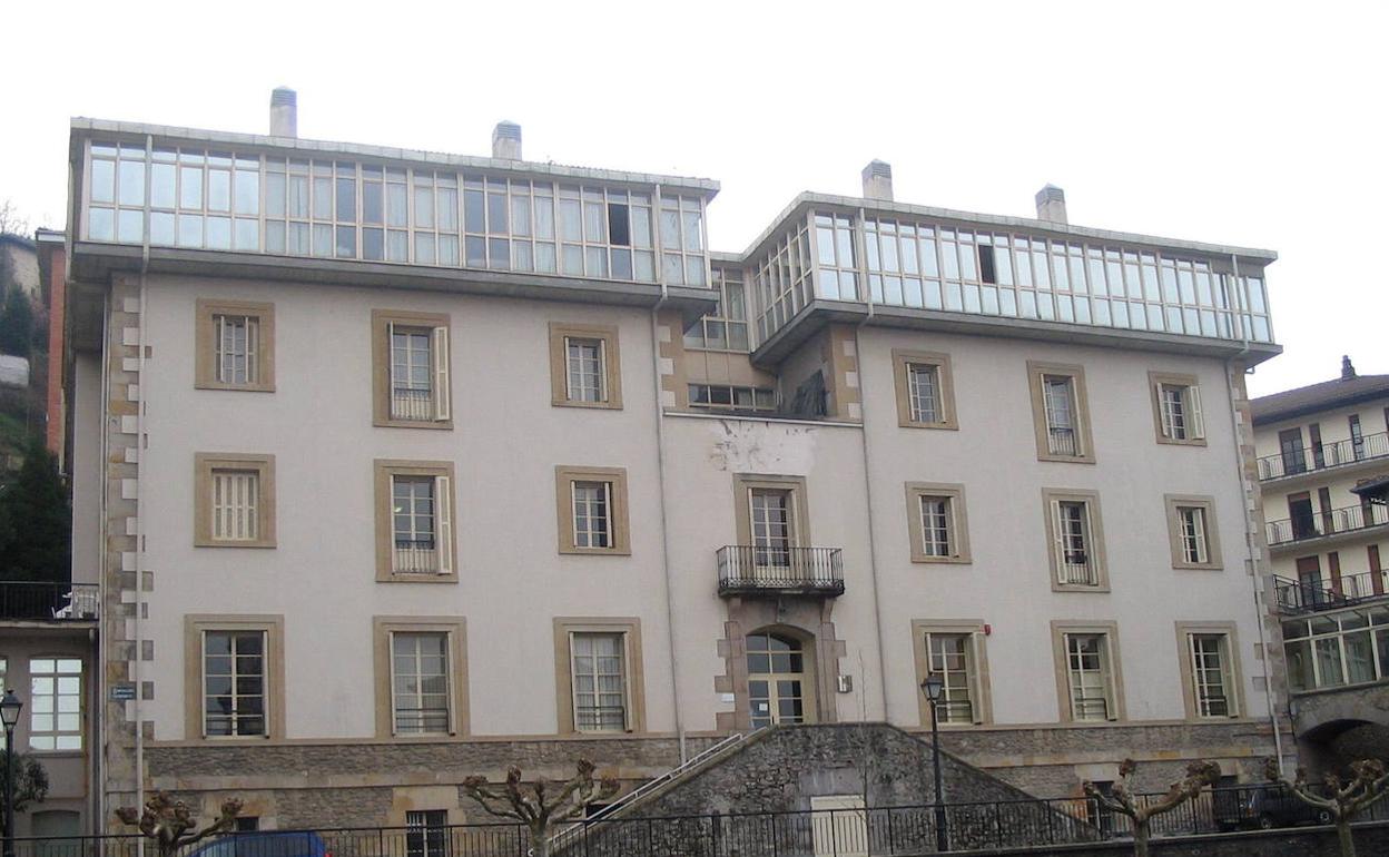 Residencia de Mizpirual, en Bergara. 