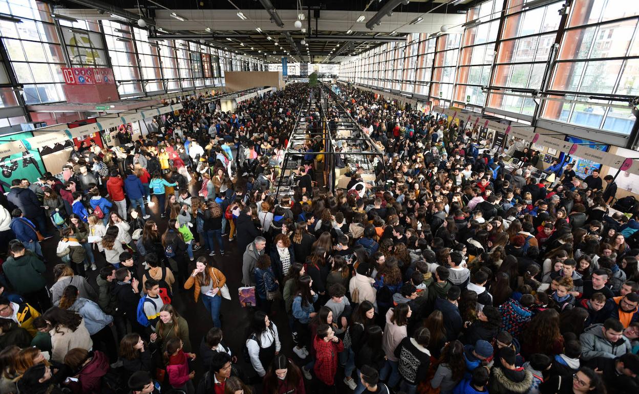 Askorentzat, irudi honek definitu du Durangoko Azoka. Gaur-gaurkoz, iragana da. 