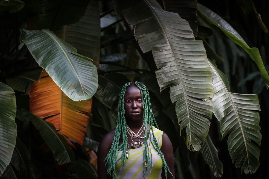 Hacer de la incertidumbre virtud ha llevado a los portugueses a eliminar por primera vez en su historia las referencias de estación, desaparecidas en favor de «las conversaciones que nuestros diseñadores sienten que deben mantenerse» en este momento, según la organización.