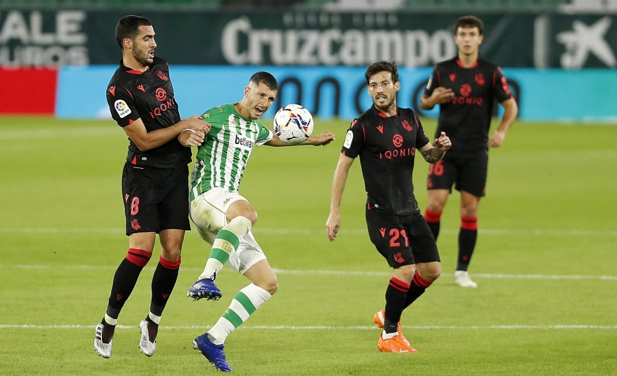 La Real se ha ido al descanso con ventaja en el marcador gracias al gol de Portu en el minuto 43