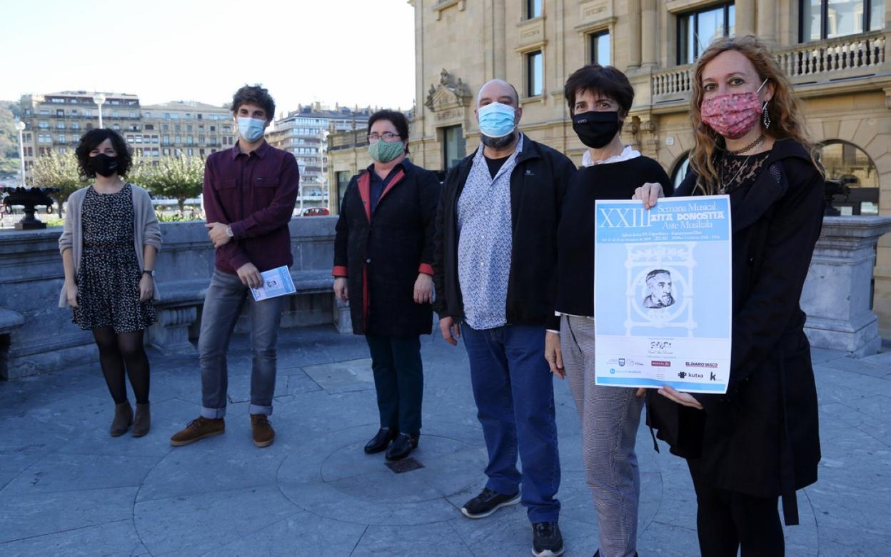 La Semana Aita Donostia se presentó ayer en San Sebastián, donde comenzará esta tarde. 