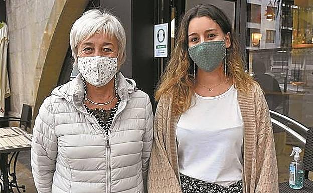 Koro y Ainhoa regentan el hotel familiar. 