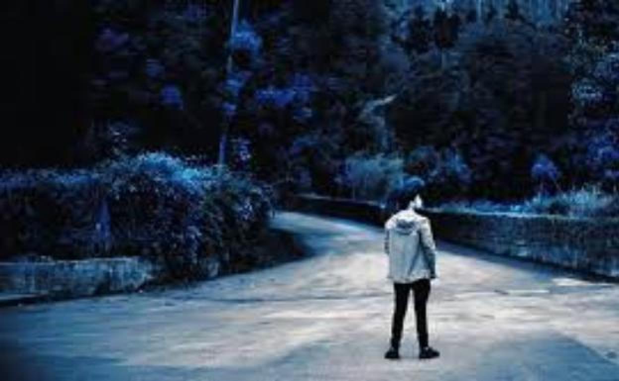 Cartel del documental 'Bajo el silencio'.