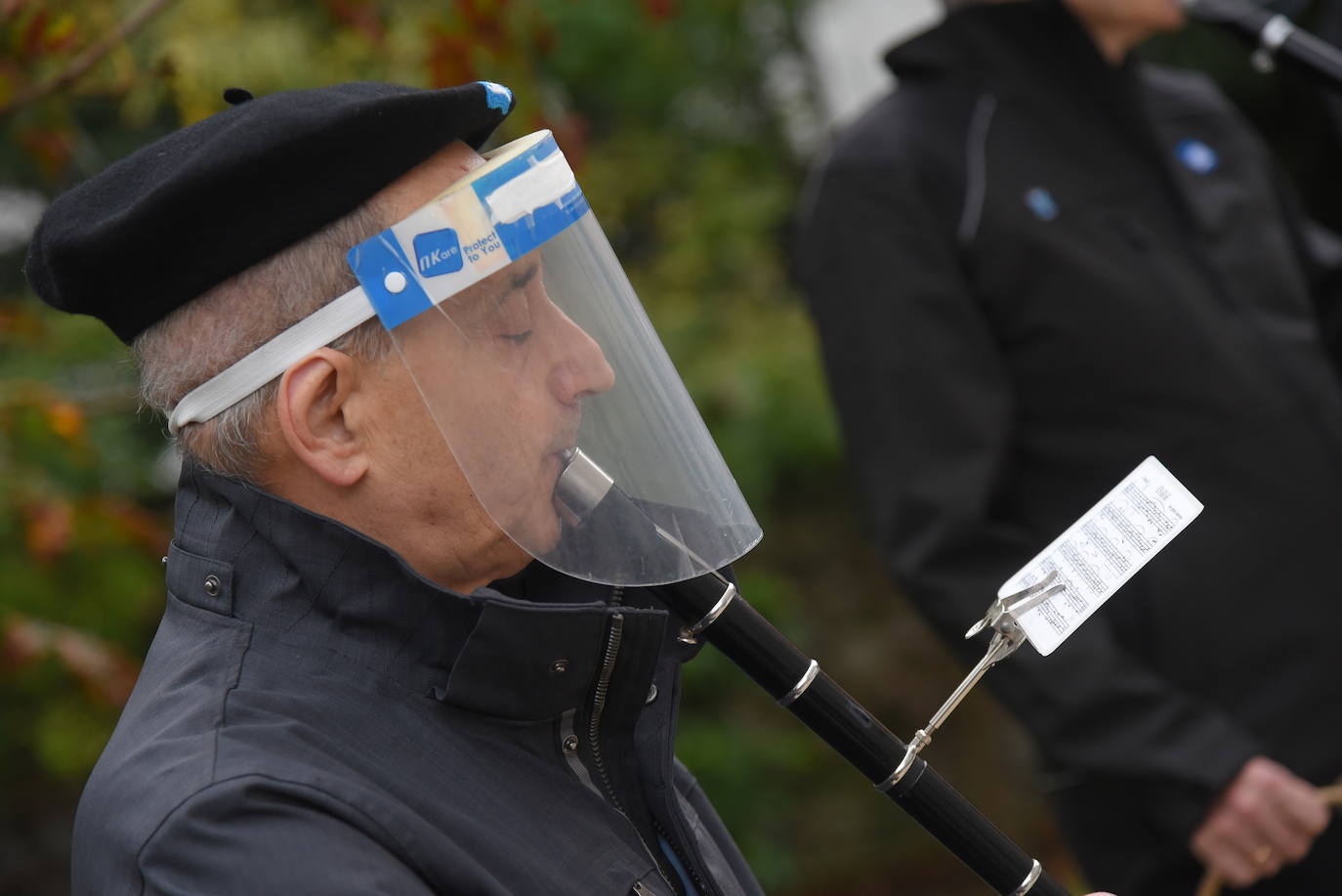 Fotos: Donostia recuerda con una placa al policía Martín González, asesinado por ETA