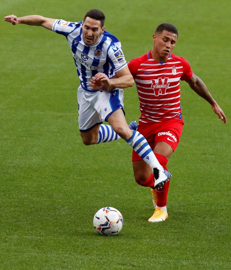 Fotos del Real Sociedad1 - 0 Granada de la jornada 9 de  LaLiga 2020-2021