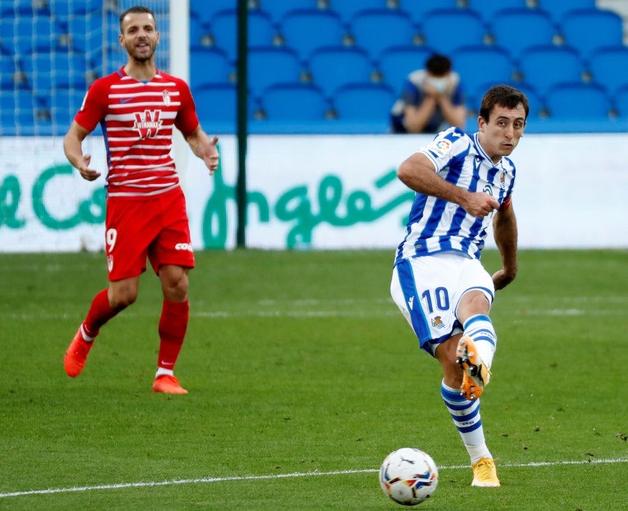 Fotos del Real Sociedad1 - 0 Granada de la jornada 9 de  LaLiga 2020-2021