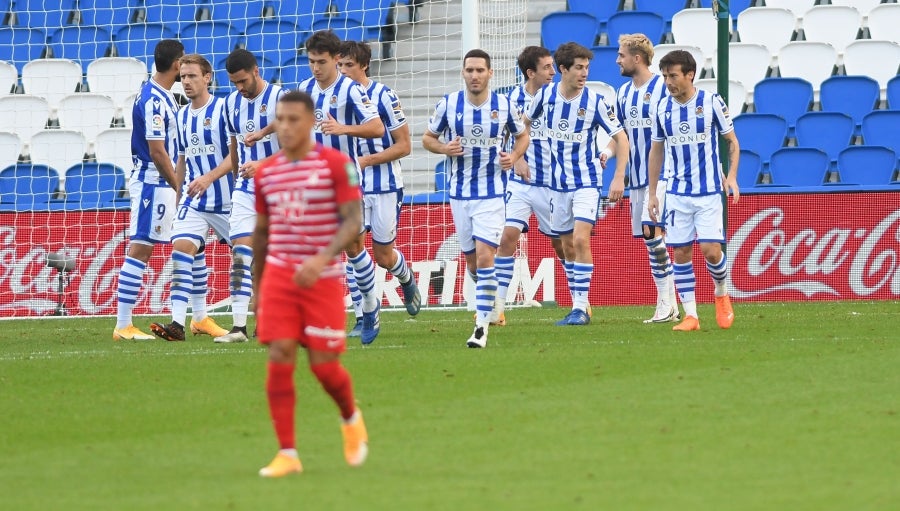 Fotos del Real Sociedad1 - 0 Granada de la jornada 9 de  LaLiga 2020-2021
