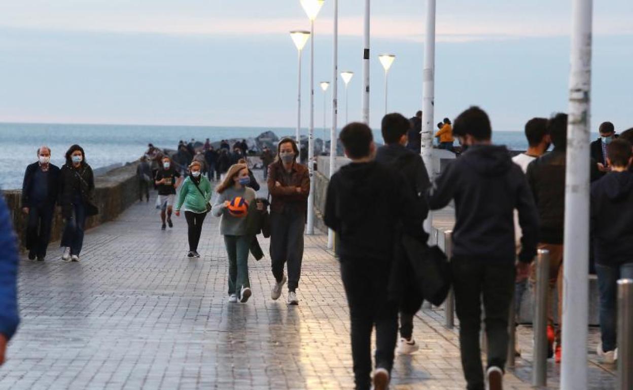 Covid-19: Gipuzkoa suma 552 contagios y rompe la tendencia a la baja