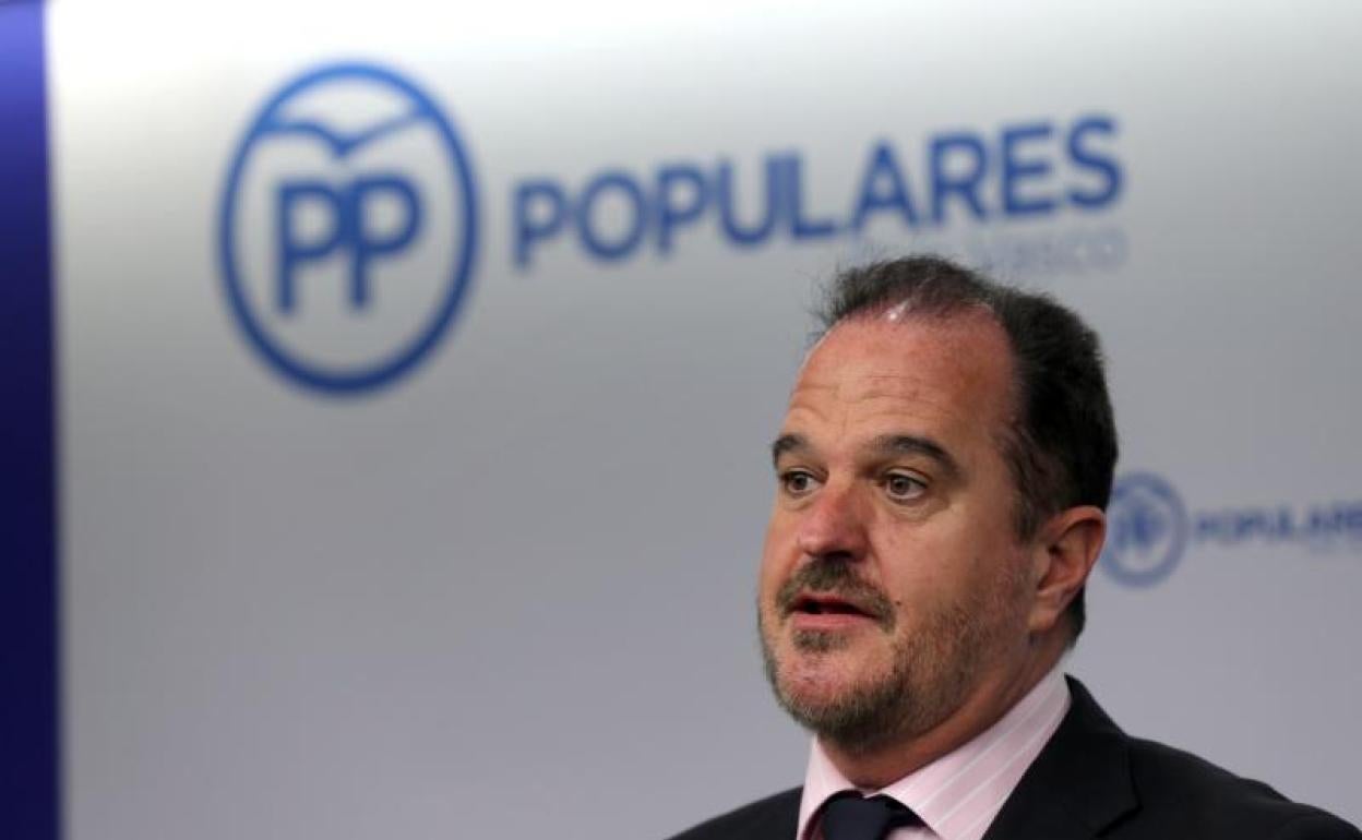 El presidente del Partido Popular del País Vasco, Carlos Iturgaiz.