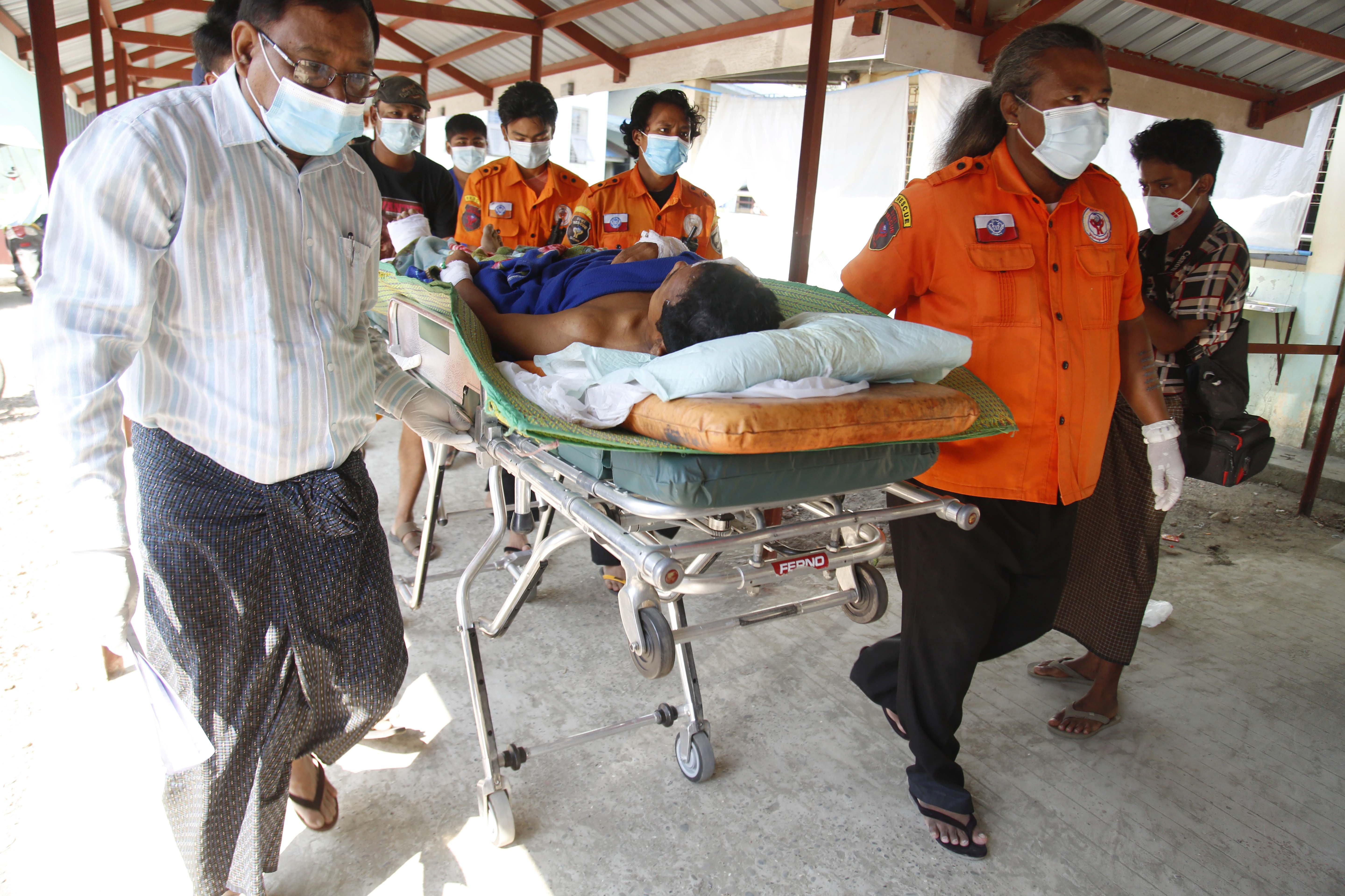 Fotos Una explosión en una mina terrestre deja tres muertos en Myanmar El Diario Vasco