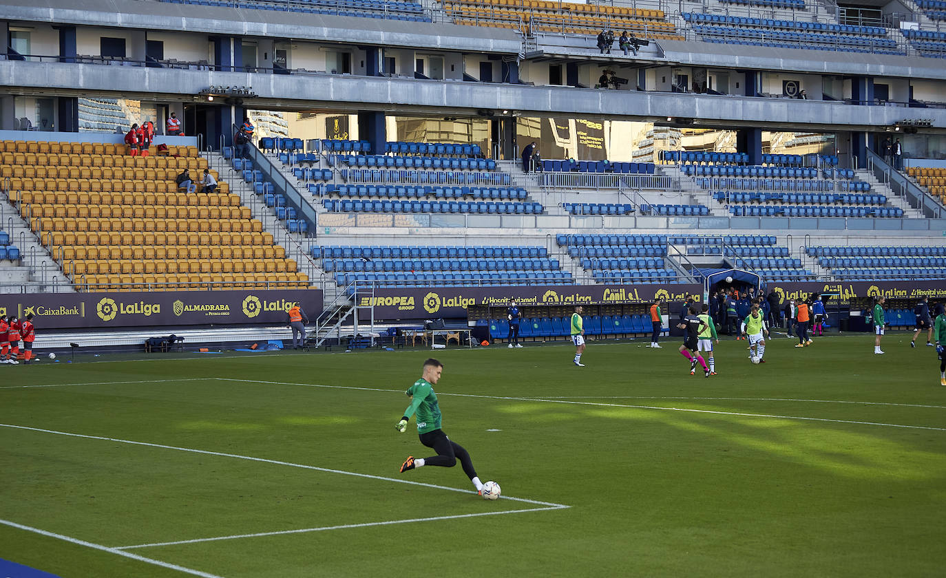 Fotos: Las mejores imágenes del Cádiz - Real Sociedad