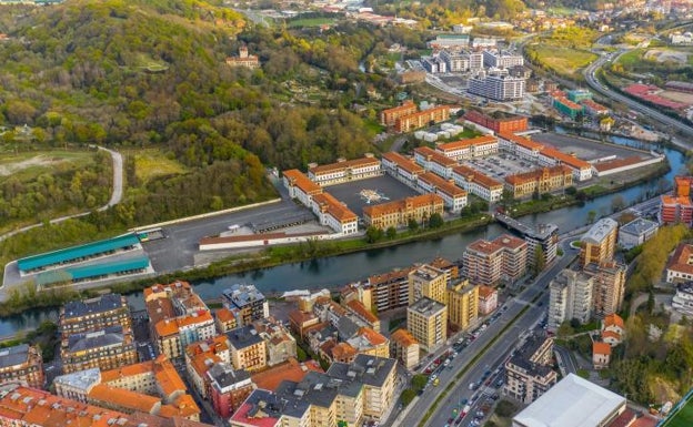 El PNV acuerda con Sánchez que los cuarteles de Loiola se traspasen al Ayuntamiento de San Sebastián en 2021