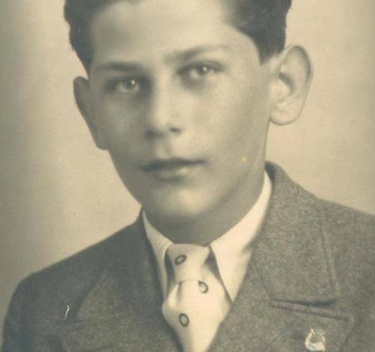 Jirí Popper, con la insignia de la Real. 