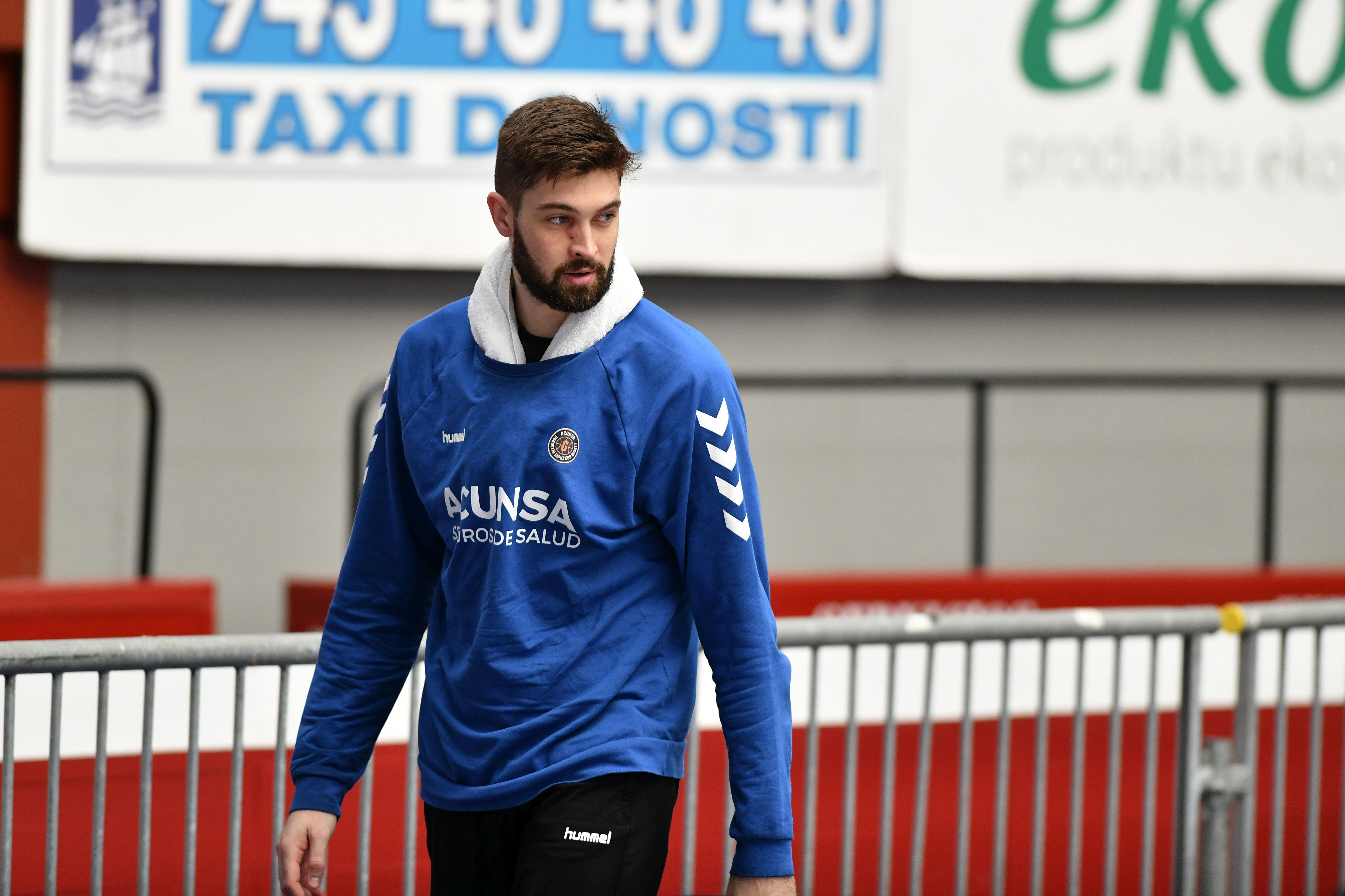 Los jugadores del GBC entrenan en Illunbe.
