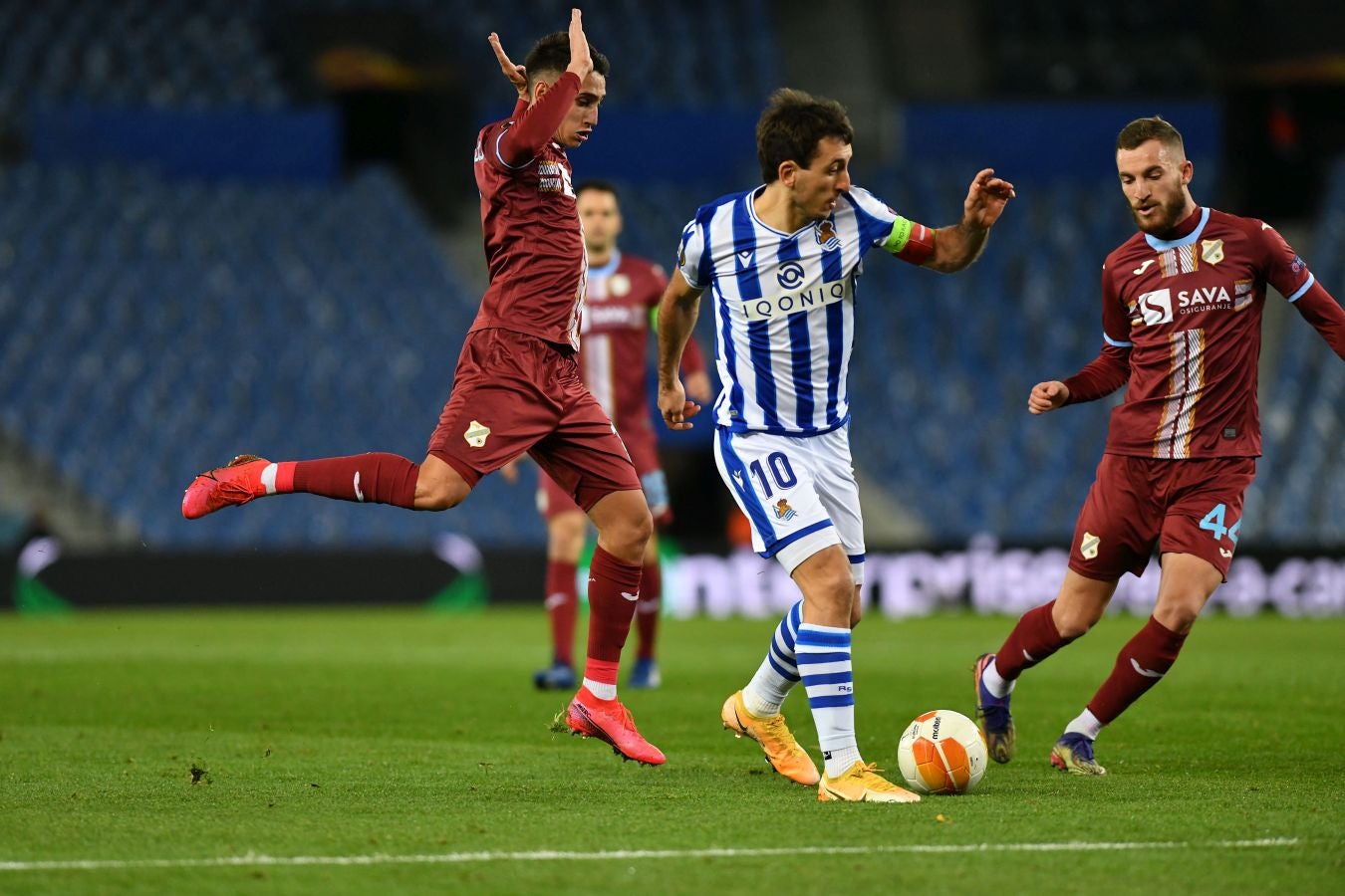 La Real Sociedad busca una victoria ante el colista del grupo F que le permita lograr la clasificación a la siguiente ronda de la Europa League.