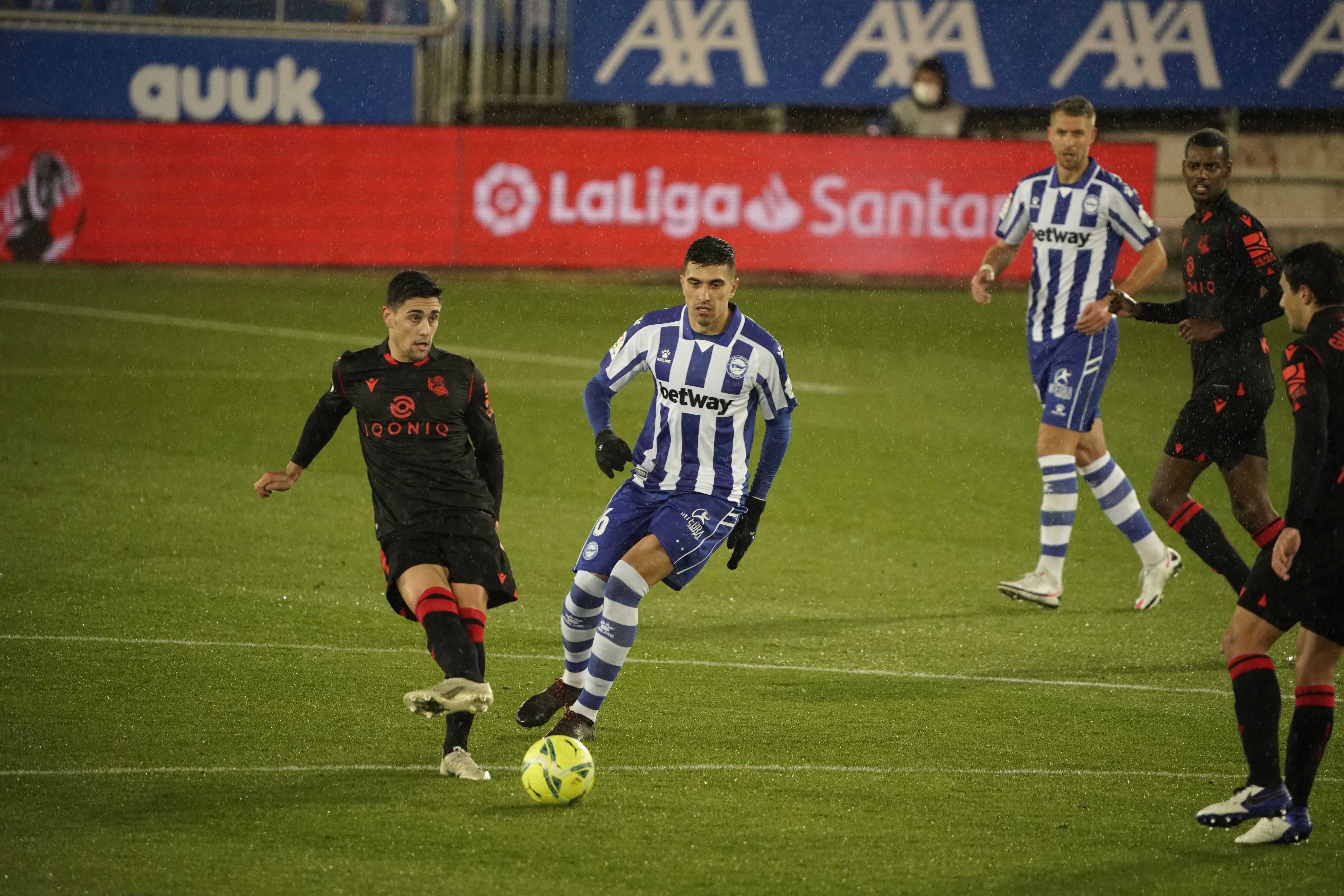 Fotos: Las mejores imágenes del partido entre el Alavés y la Real Sociedad