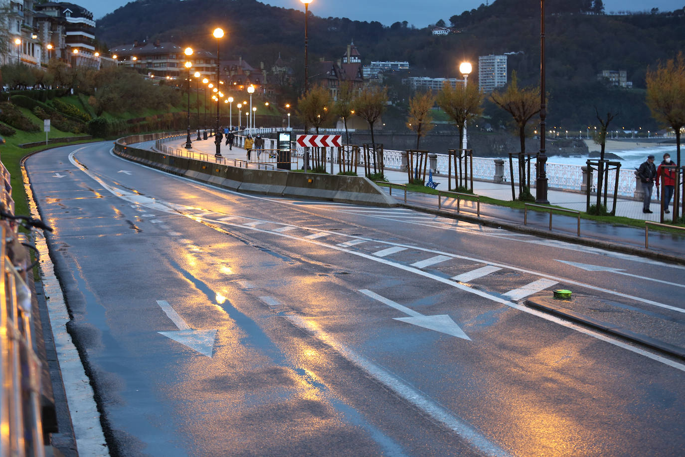 Corte al tráfico del paseo de La Concha. 