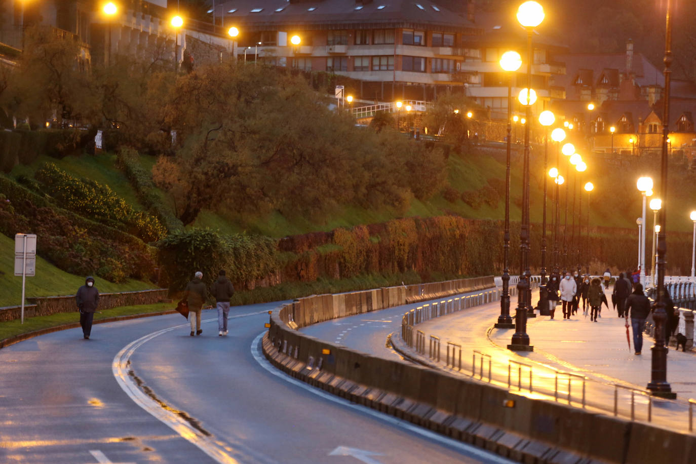 Corte al tráfico del paseo de La Concha. 