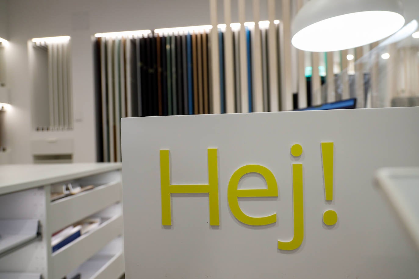 Ikea abre una tienda de 100 metros cuadrados en el Centro Comercial Garbera basada en la atención personalizada, la recepción de compras y envío de solicitudes