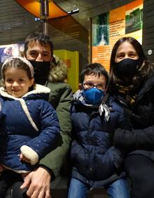 Imagen secundaria 2 - Emocionante reencuentro con Olentzero en Mirandaola