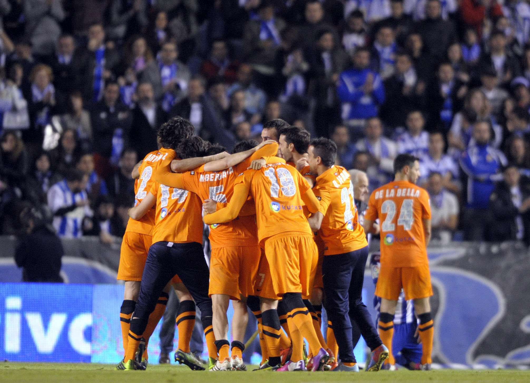 La Real llegó a la Champions League en 2013 después de vencer en Riazor en la última jornada de Liga, aprovechando el pinchazo del Valencia en Sevilla.