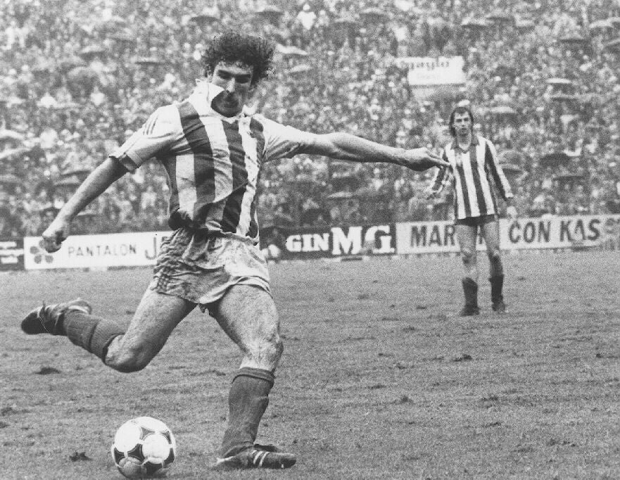 La Real Sociedad ganó su primera Liga en 1981, en la última jornada en la que jugó en El Molinón. Zamora fue el héroe con un gol en el descuento.