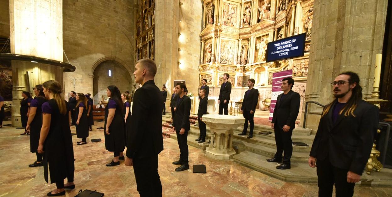 Euskal Herriko Gazte Abesbatza, durante un reciente concierto en Donostia. Hoy cantarán con mascarilla. 