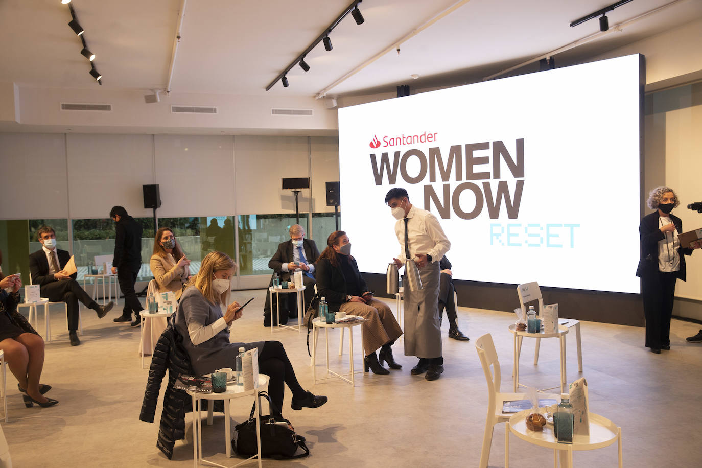 Alguno de los asistentes al Santander WomenNOW Reset, organizado por Vocento.