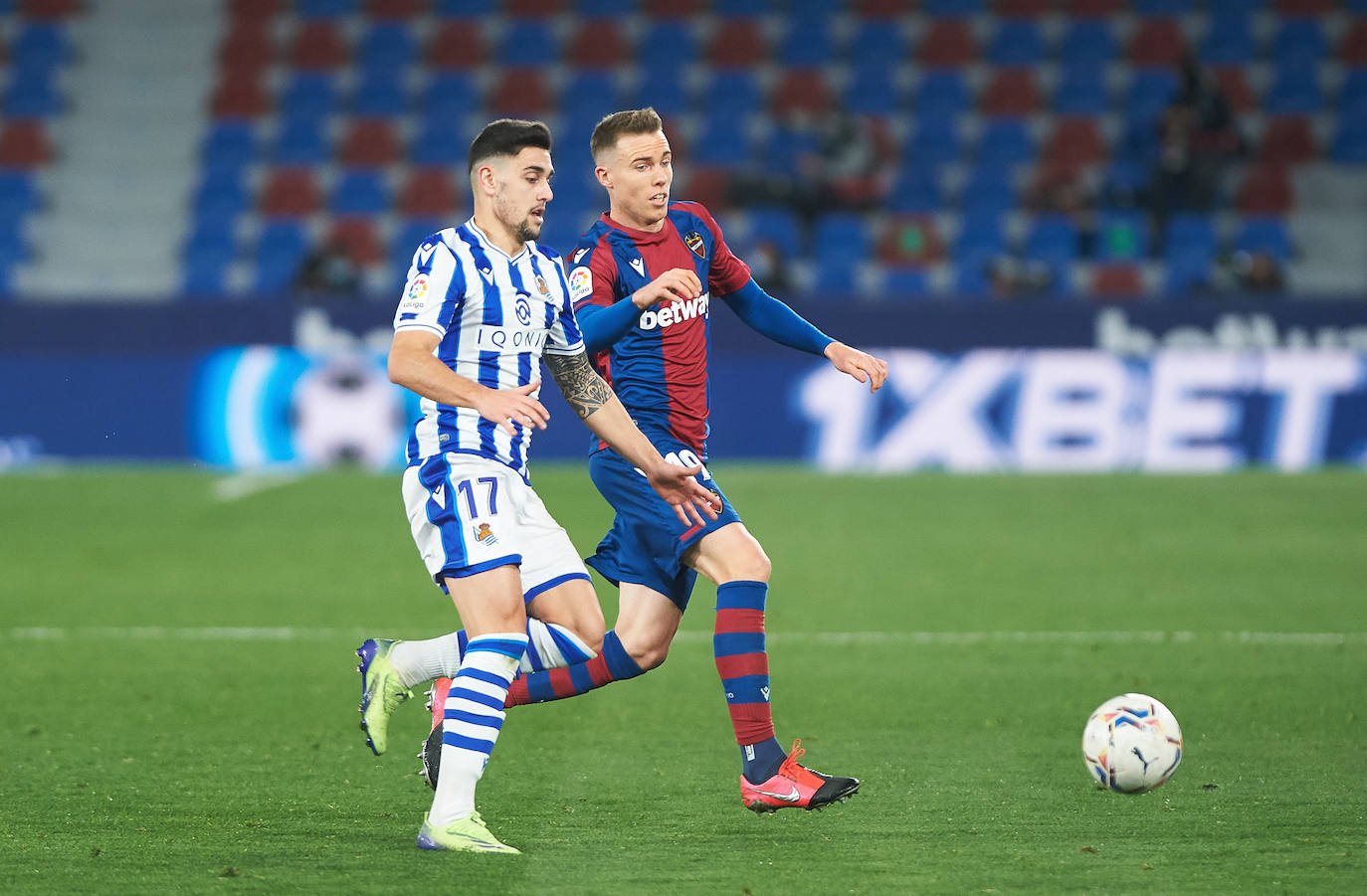 Fotos: Las mejores imágenes del Levante - Real Sociedad