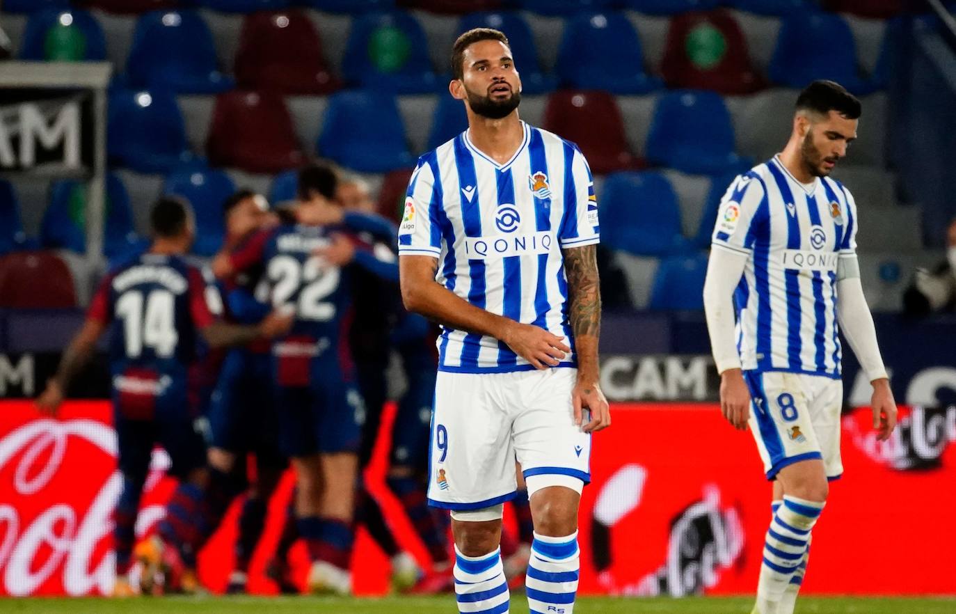 Fotos: Las mejores imágenes del Levante - Real Sociedad