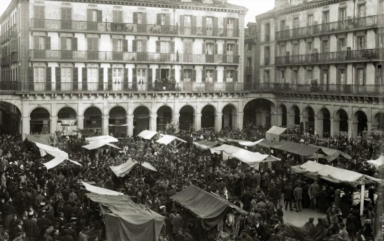 Feria de San Tomás a principios del siglo XX. 