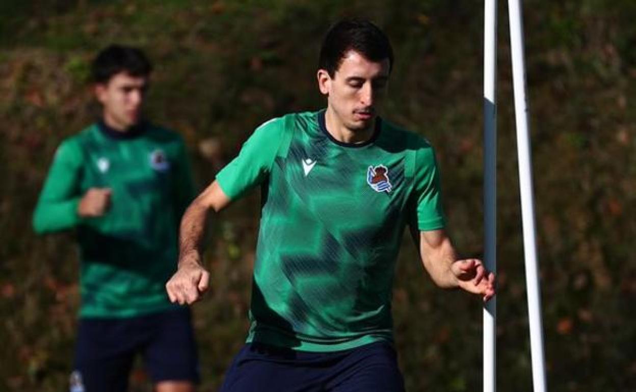 Imanol sobre Oyarzabal en la precia del Real Sociedad-Atlético de Madridl: «No me quiero aventurar; vamos a esperar hasta última hora»