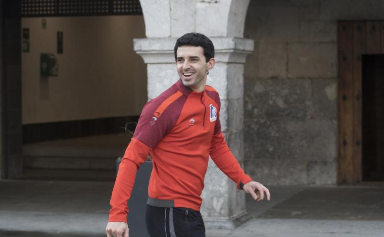 Jokin Altuna: «Azken parranda abuztuan Ezcarayn egin nuen Bikuña, Darío eta kuadrillako lagunekin»