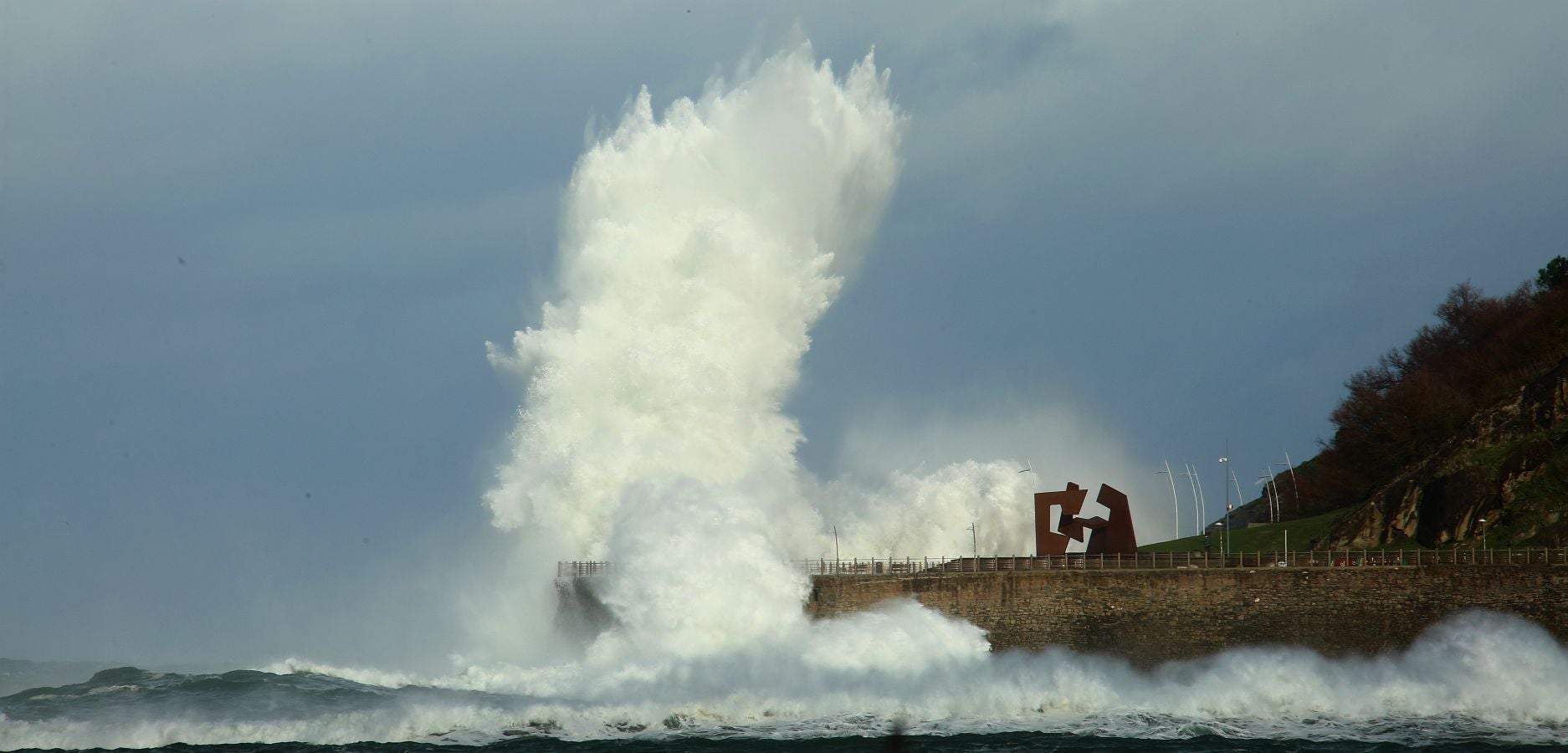 Imágenes del temporal en Donostia