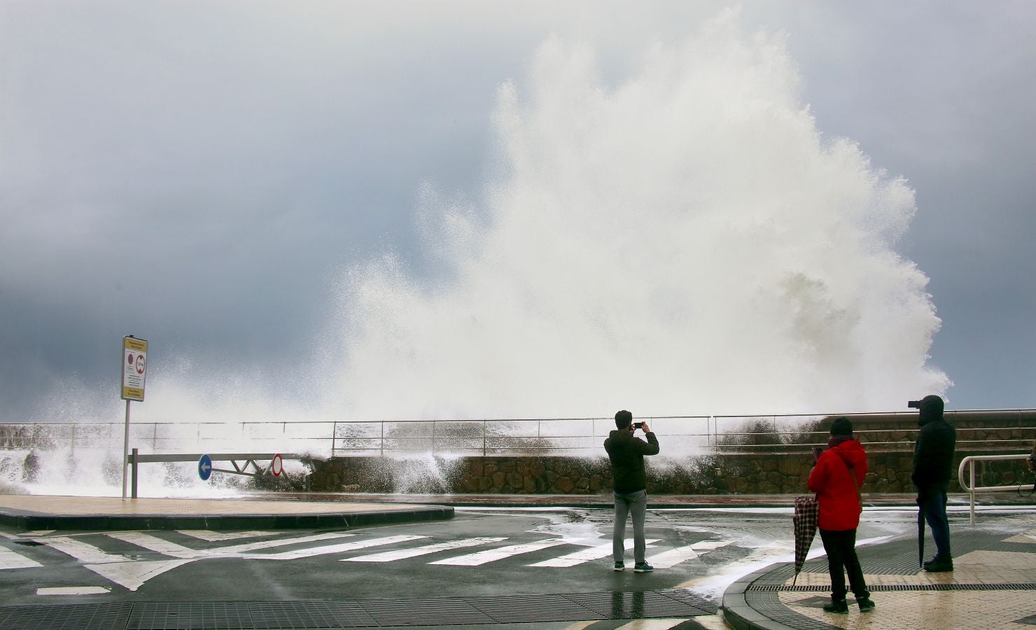 Imágenes del temporal en Donostia