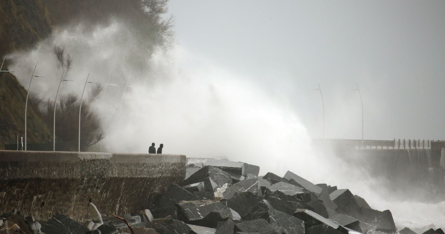 Imágenes del temporal en Donostia
