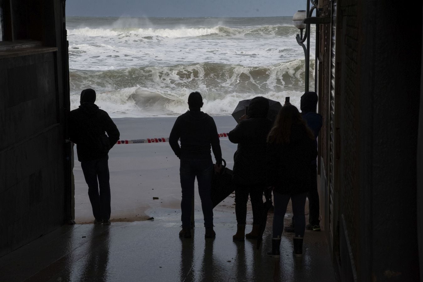 Imágenes del temporal en Zarautz