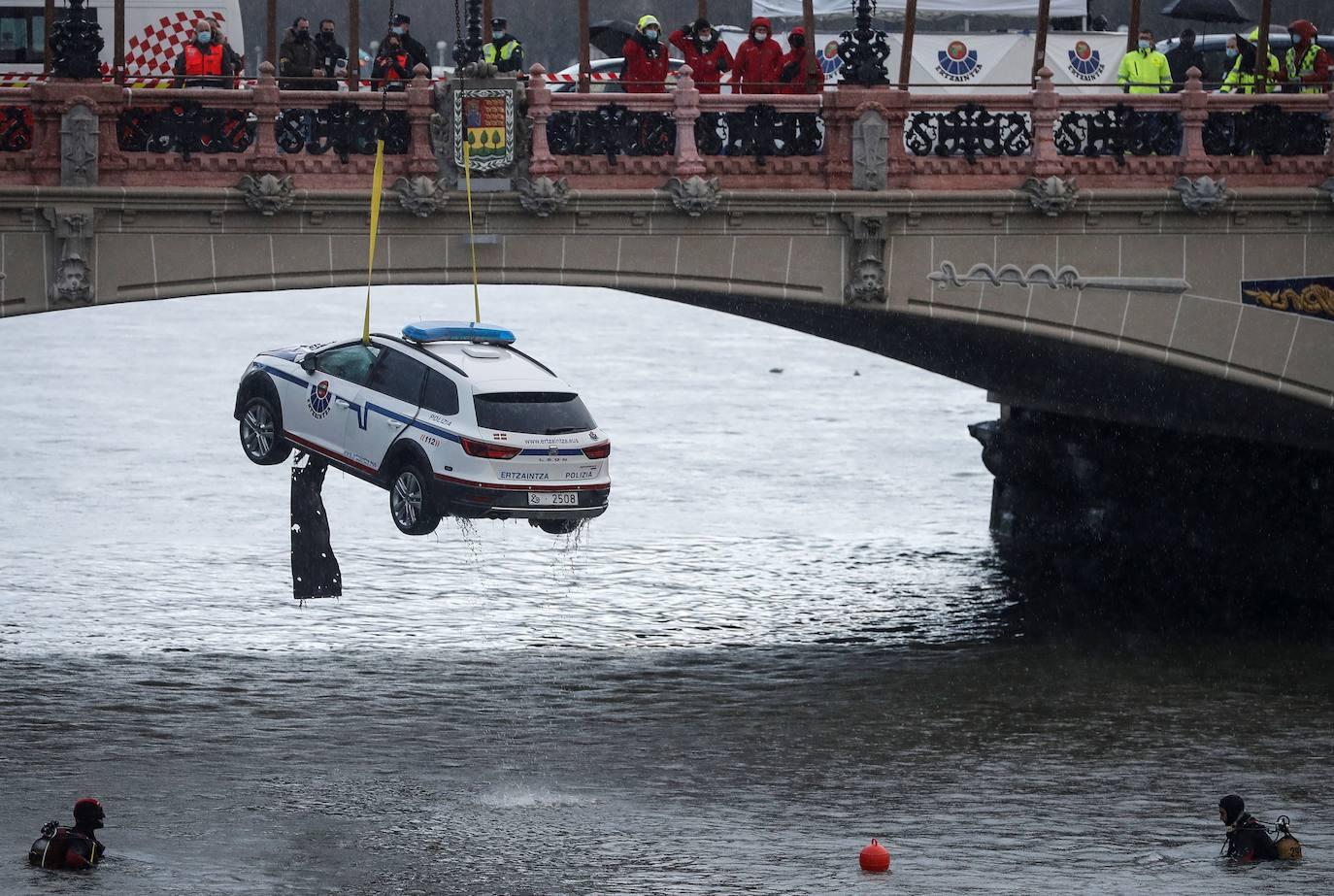 El otro agente que se encontraba en el vehículo en el momento del accidente ha sido trasladado al hospital 