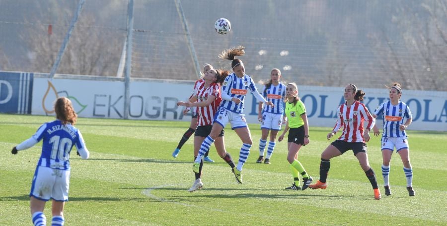La Real Sociedad se lleva también el derbi femenino. 