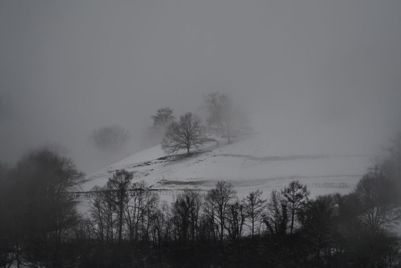 Los termómetros han marcado mínimas por debajo de los cero grados en buena parte de Gipuzkoa. La mínima la ha vuelto a marcar esta pasada madrugada Berastegi con -7,1 grados