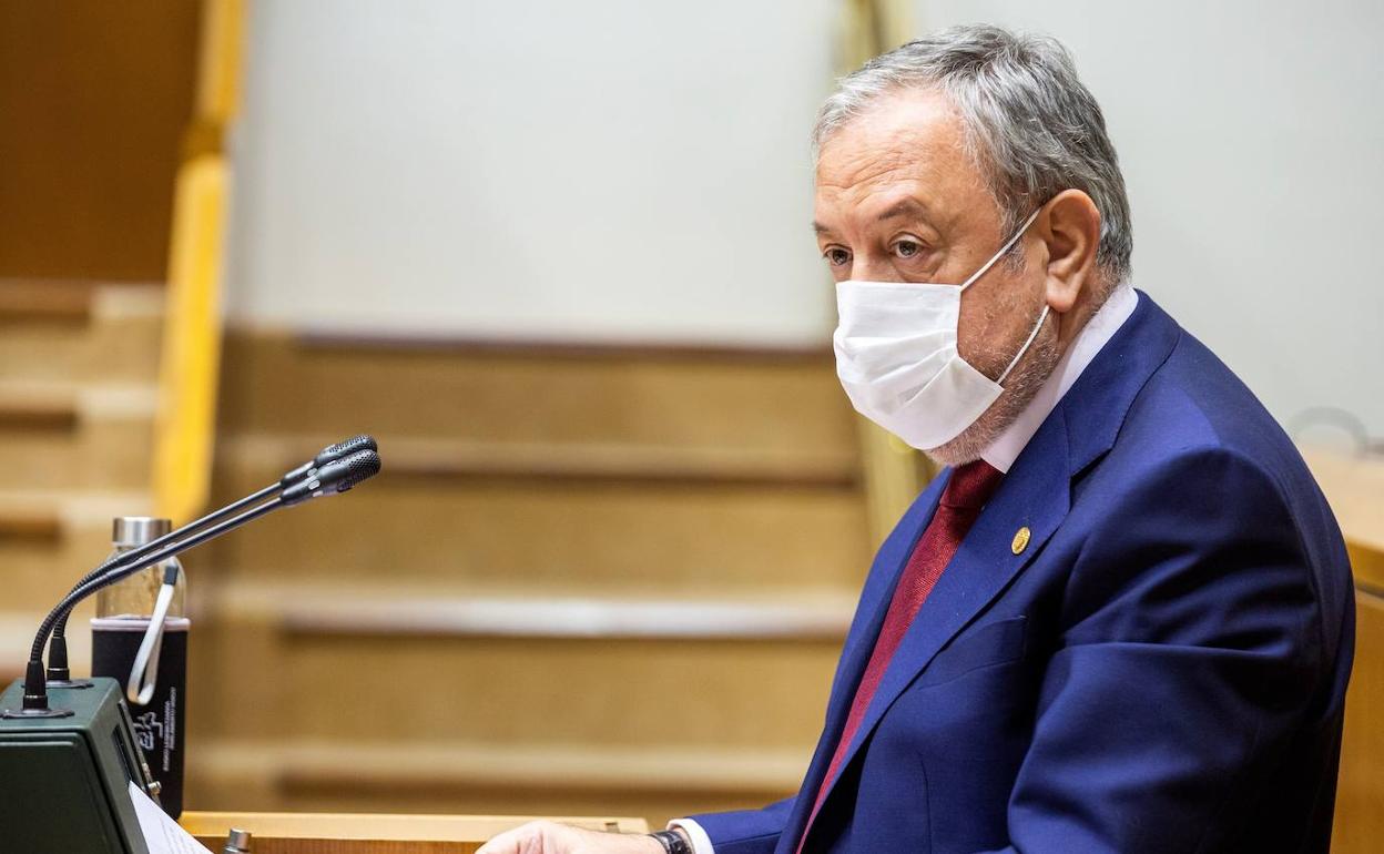 Azpiazu duda de la negociación «sincera» de EH Bildu tras recibir por email su oferta presupuestaria