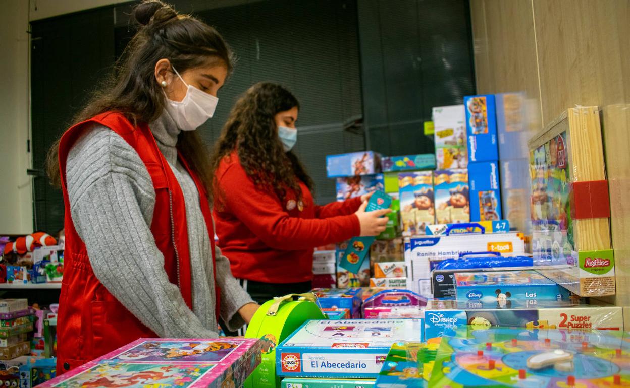 Cruz Roja pidió 4.000 juguetes, los guipuzcoanos donaron 5.128