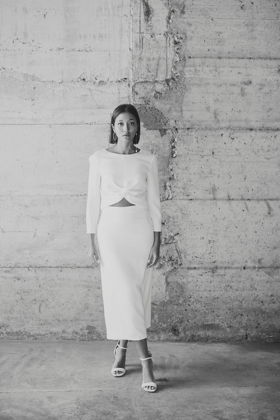 'Love by OTADUY' es una nueva marca nativa digital, y todos los diseños se venderán exclusivamente 'online'. En la 'e-shop', cada novia encontrará el look completo, incluyendo los complementos